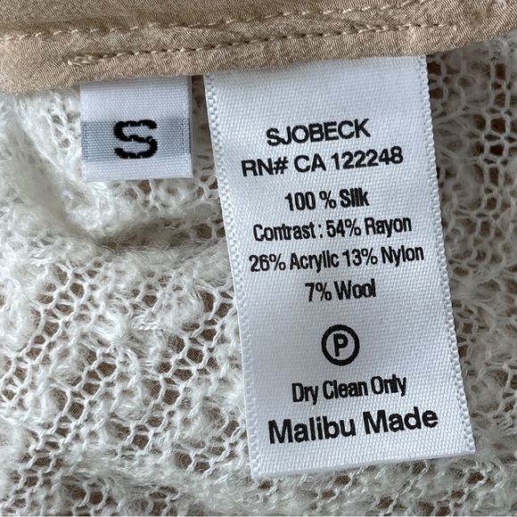 NEW Sjobeck Sand Tan AMAL Long Sleeve Keyhole Blouse with Split Back - Picture 10 of 12